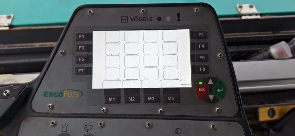 ErgoPlus console on a used asphalt paver showing no errors