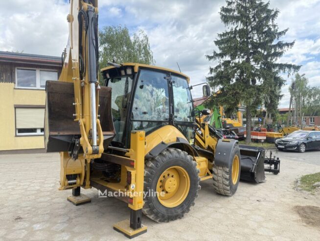 Caterpillar 444F backhoe loader