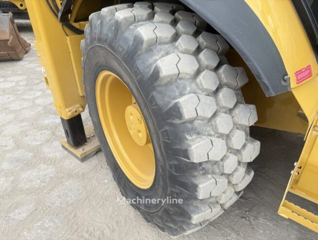 Caterpillar 444F backhoe loader