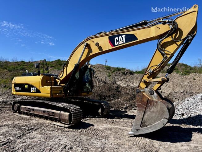 Caterpillar CAT 329DLN tracked excavator
