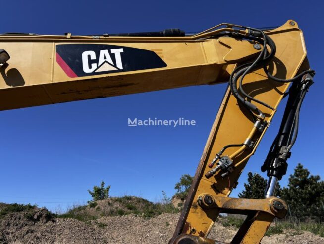 Caterpillar CAT 329DLN tracked excavator