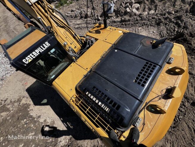 Caterpillar CAT 329DLN tracked excavator