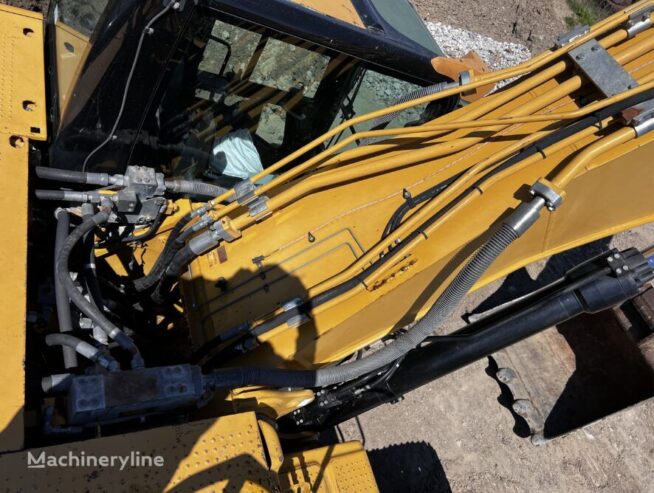 Caterpillar CAT 329DLN tracked excavator
