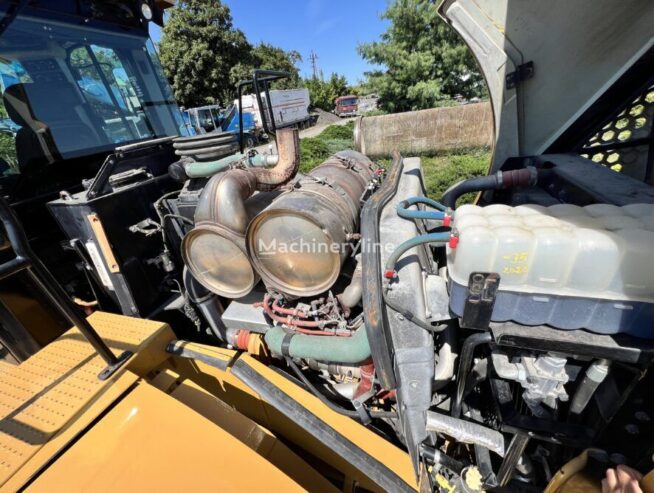Caterpillar CAT 966M wheel loader