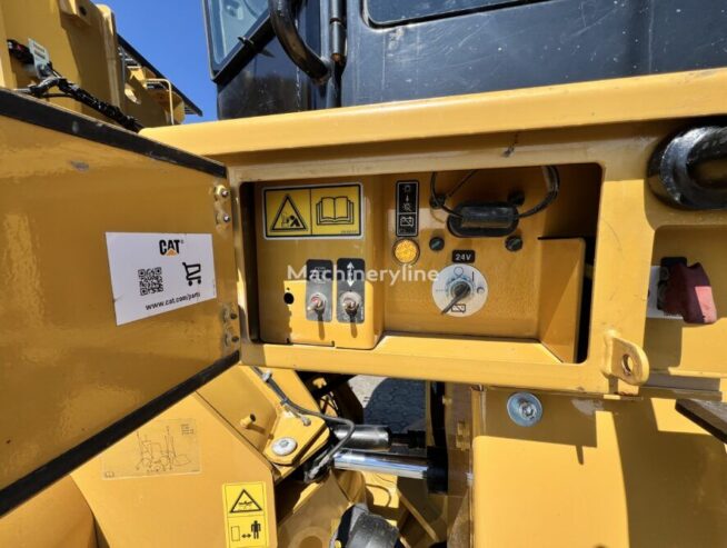 Caterpillar CAT 966M wheel loader